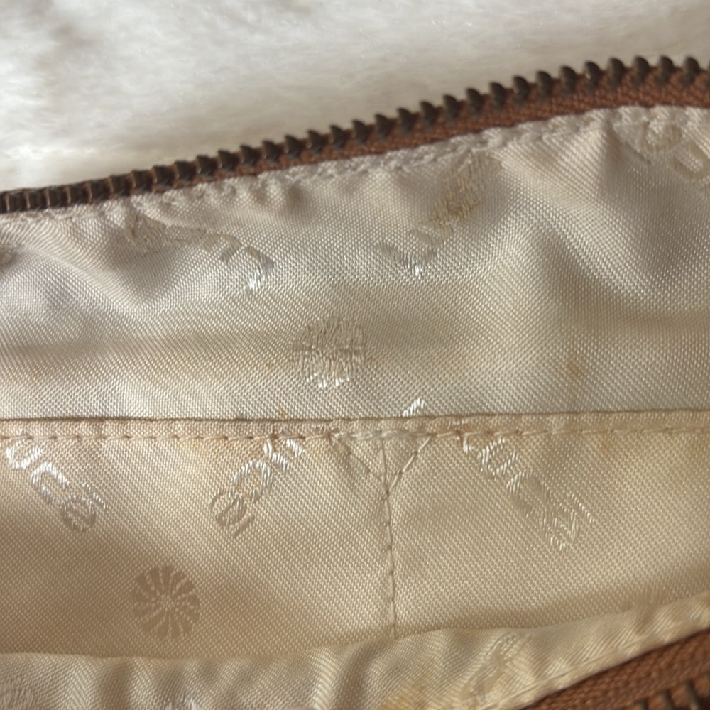 Luce leather hobo handbag, front pockets , back zip pouch, tan color - Picture 9 of 10